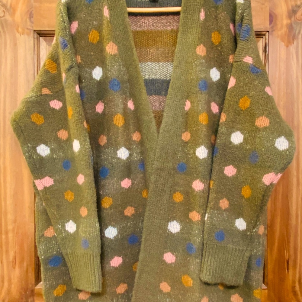 Green long sleeve cardigan